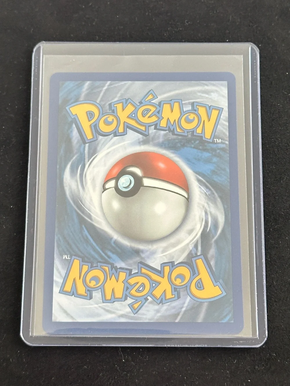 Pikachu Vmax 044/185 Pikachu Pokemon TCG Card